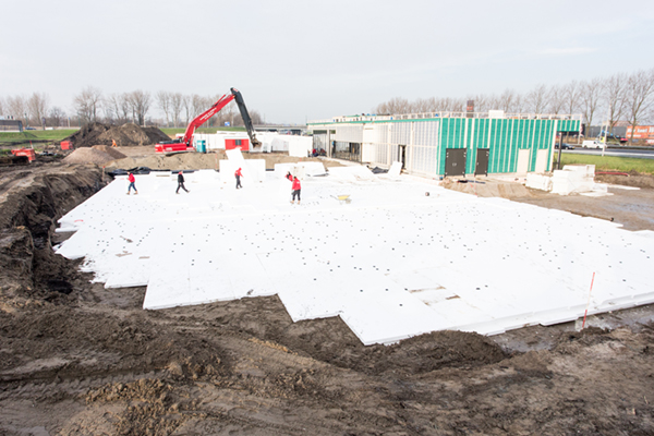 EPS fundering voor parkeerterrein en drive-in KFC Rijswijk