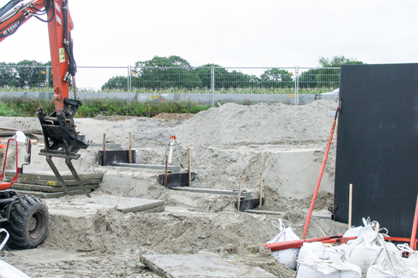 Onderdoorgang N381 Terwisscha gewapende grondconstructie met beton facing