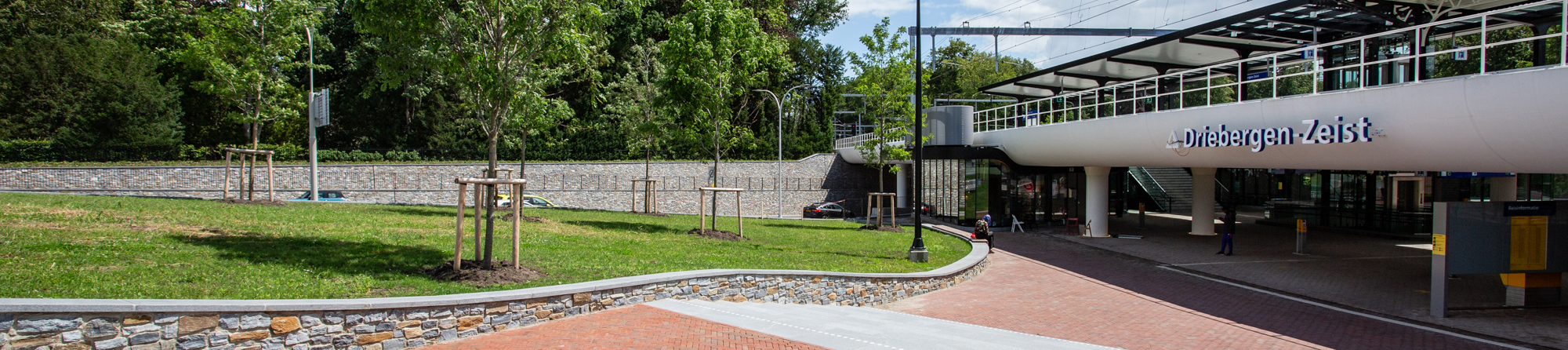 EPS constructie en groen op dak fietsenstalling station Driebergen-Zeist