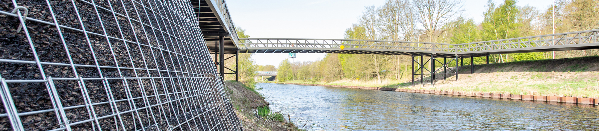 Gewapende grondconstructie voor fietsbrug in Best