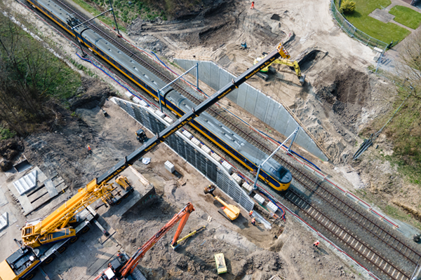 Beton+ systeem voor spoorviaduct witte paarden steenwijkerland