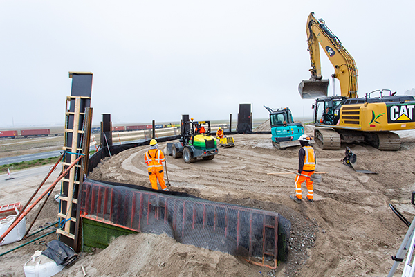 TenCate Geotubes voor twaalf kraanopstelplaatsen voor Windpark Maasvlakte 2 op het strand